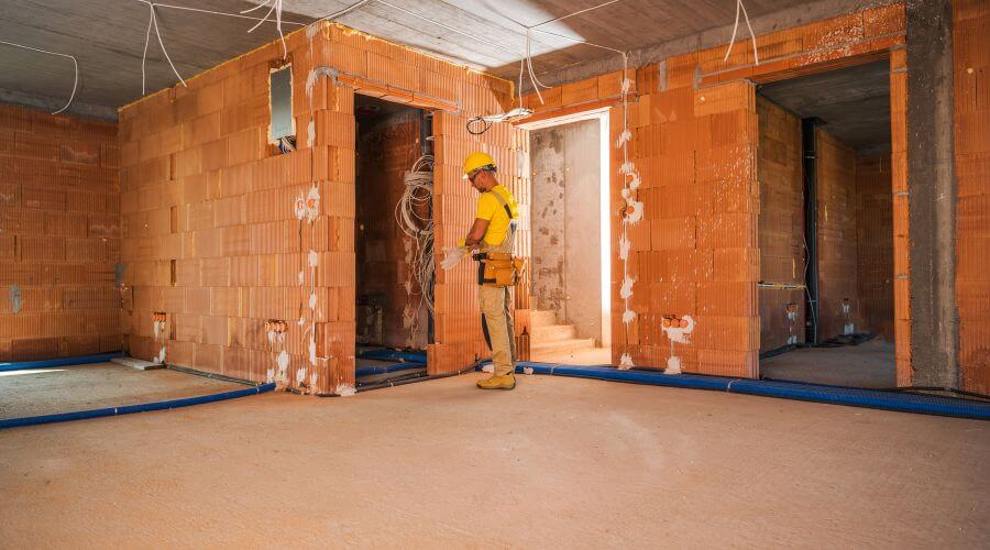 Expert Emergency Roof Repairs services in Omak, WA